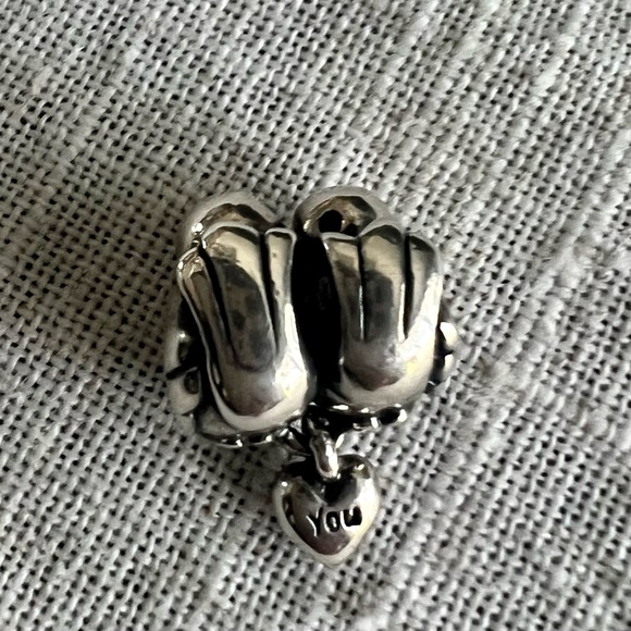 Pandora 9.25 necklace and charm - Picture 4 of 5